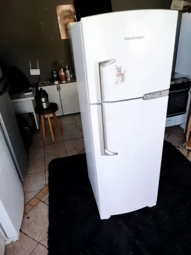 Brastemp CLEAN Frost Free 354 litros (entrego )