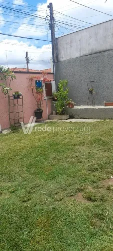Casa Térrea à venda com Amplo Quintal em Nova Campinas