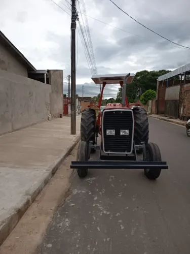Trator Massey Ferguson MF 265