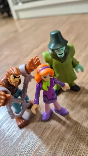 Fisher-Price Imaginext Scooby-Doo Daphne & Mr. Hyde e lobisomem