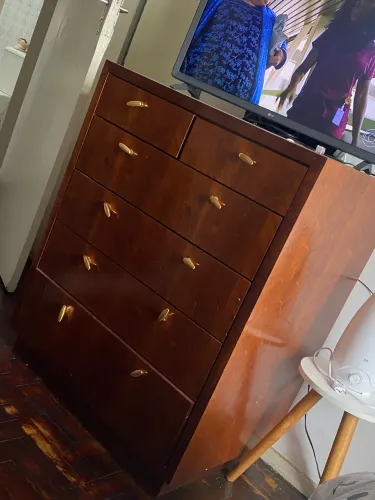 Cômoda Antiga 