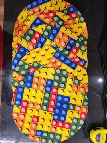 Toalha redonda e souspat tema Lego - decoração aniversário 