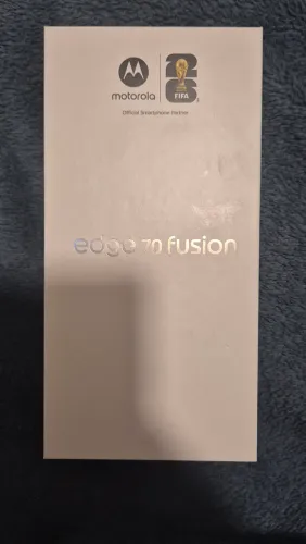 Smartphone lacrado edge 70 fusion