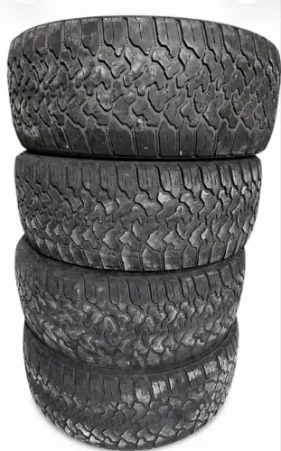 Pneu 275/55 R20 AT 
