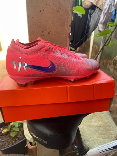 Nike mercurial vini jr PRO