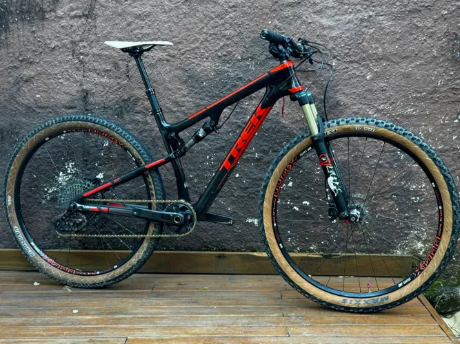 Trek Superfly 9.8 - SL