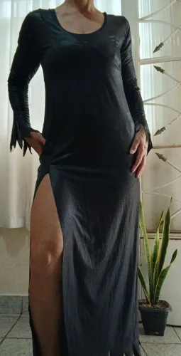 Fantasia da Morticia tam M