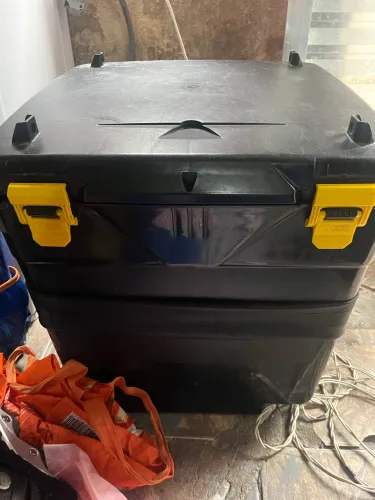 Vendo baú de moto