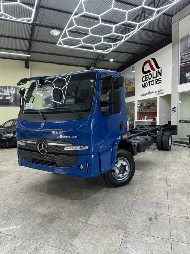 Mercedes Bens Accelo 1117 zero