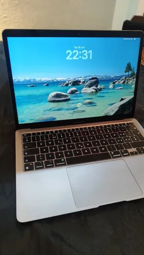 MACBOOK Air M1 16GB / 256GB