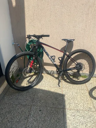 Bicicleta Specialized Rockhopper,