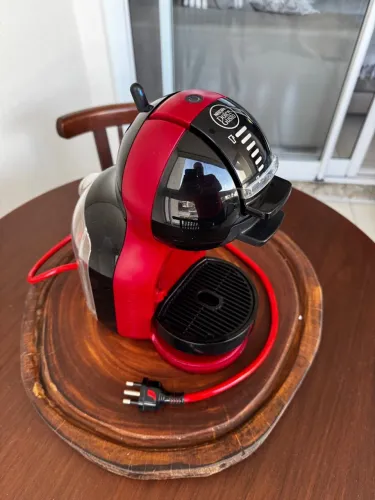 Cafeteira dolce gusto