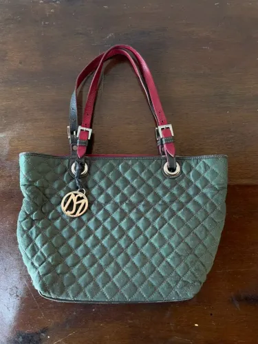 Bolsa Santa Marinella Original Verde Militar e Vermelho Matelassê