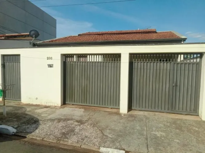 Casa para alugar em Sumaré, Centro, com 3 quartos, com 120 m²