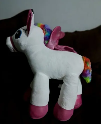 Por. 90 -  Unicórnio pelúcia 