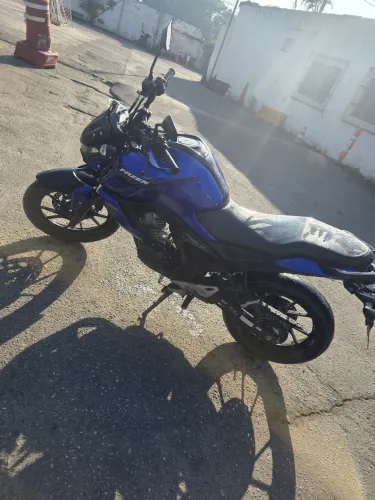 FZ 15 muito nova , único dono