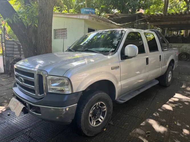 Ford F-250 XLT 3.9 4X4 CD TB Diesel 2010