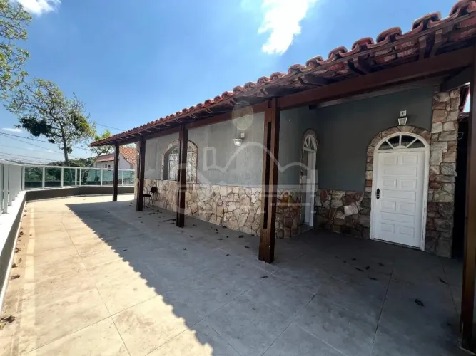 CASA | 5 QUARTOS | 5 VAGAS - BAIRRO SANTA BRANCA - R$ 9.000,00