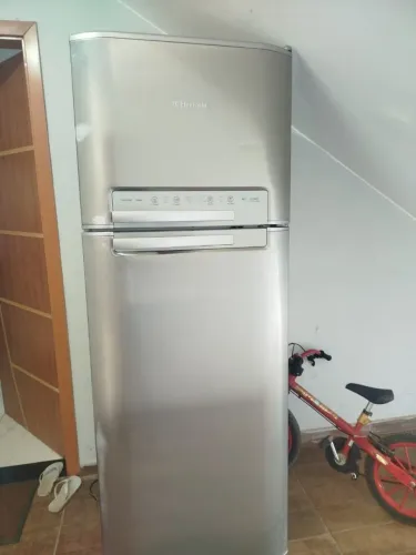 Geladeira Electrolux DF50x 