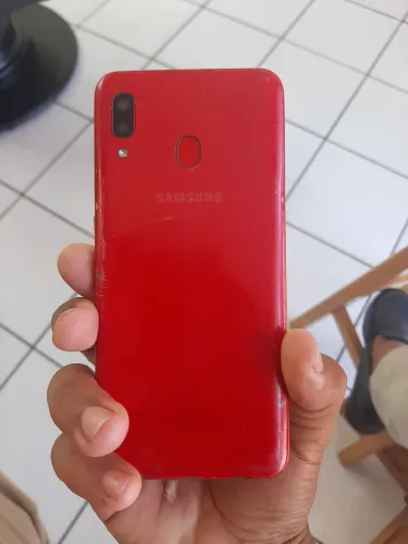 Samsung a20