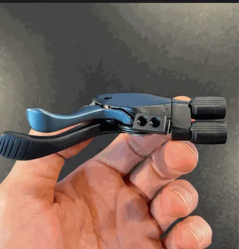 Trava de suspensão e shock traseiro twin lock 