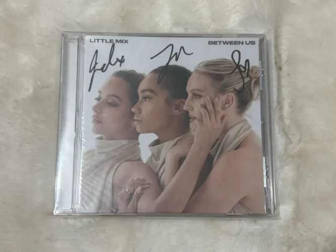 Little Mix - Between Us - CD - Autografado