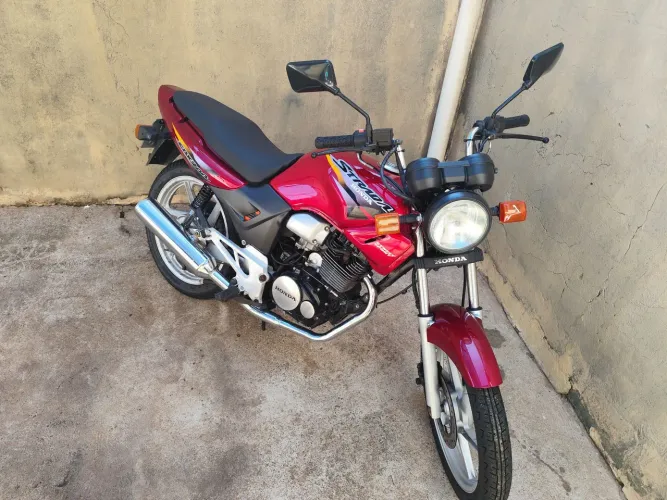 CBX 200 Strada 