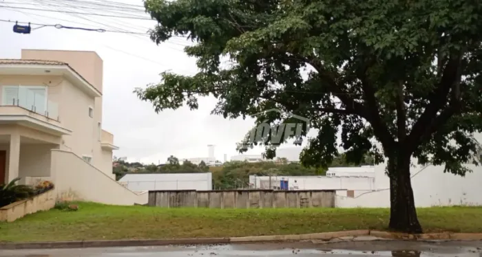 Venda de terreno em condomínios no bairro Jardim do Paço. Área do terreno: 374,00 m².