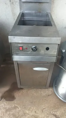 Fritadeira agas água e óleo dos cesto <br>Valor 2500