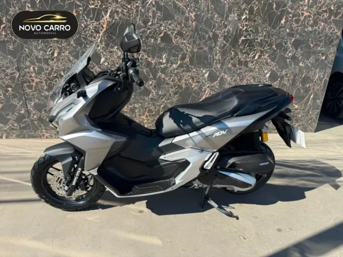 Honda Adv 160 2025