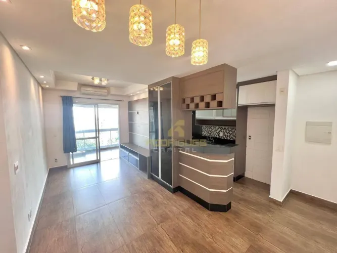 Apartamento 2 dormitórios, varanda gourmet, 2 vagas e lazer completo - Emirado Residence