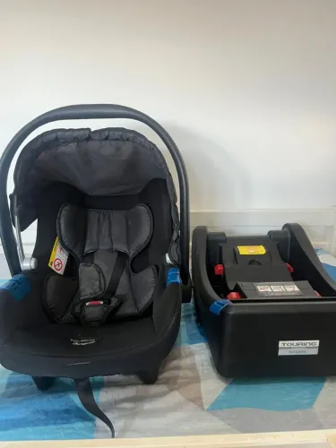 Bebê Conforto Burigotto Touring Evolution com Base para Carro