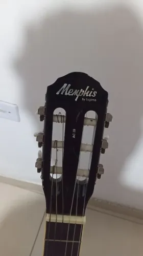 Violão semi novo 