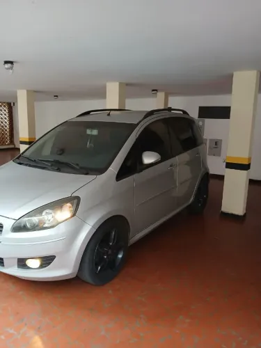 Fiat Idea Sporting 1.8 Flex 16V 5P 2012