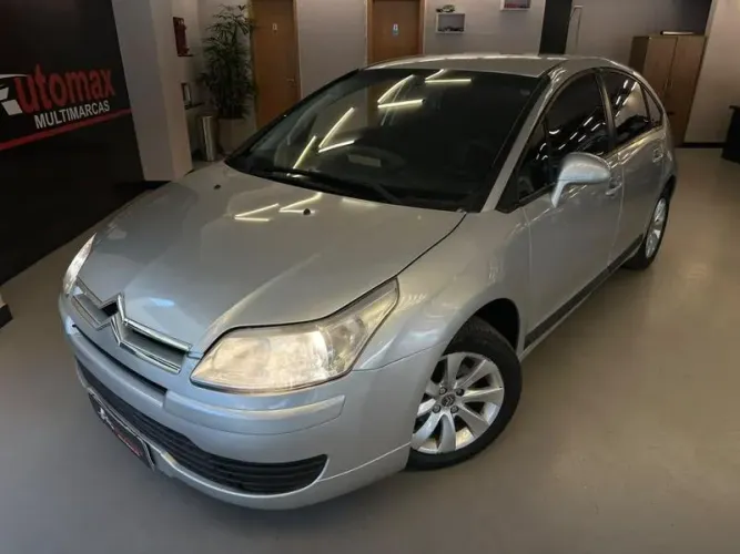 Citroen C4 GLX 2.0 Flex 16V 5P Mec. 2010