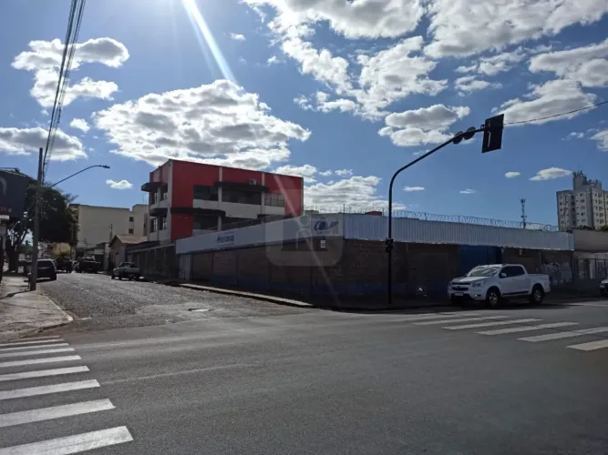 Prédio comercial para locação no bairro Nossa Senhora Aparecida