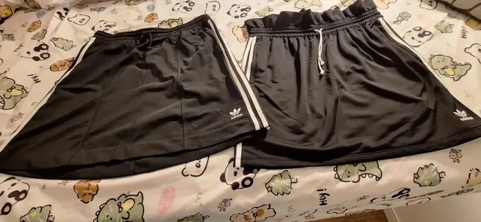 Duas saias adidas novas - tam g