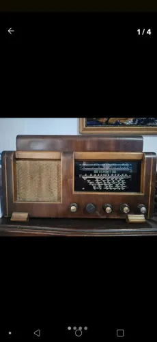 RÁDIO VITROLA VALVULADA BELMONTE