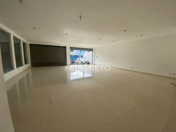 Salão comercial para locação na região Paulista em Piracicaba