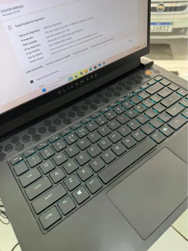 Alienware m15 r6