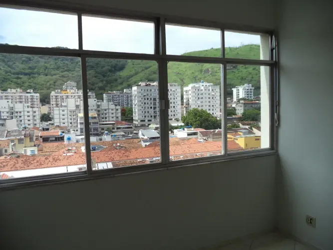 Imóvel para aluguel tem 50 metros quadrados com 1 quarto em Riachuelo - Rio de Janeiro - R