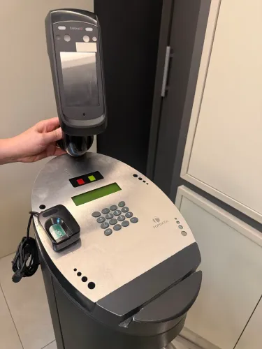 Catraca de acesso Topdata evolution + leitor facial control ID + leitor biométrico.