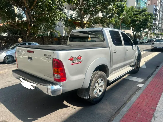 Toyota Hilux CD SRV D4-d 4X4 3.0 TDI Diesel AUT 2010