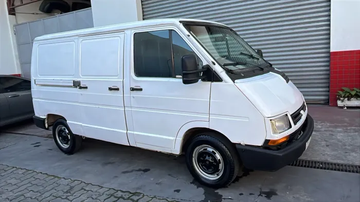 Renault Trafic Furgão Chassi Curto 2.2 1998