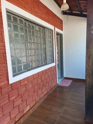 ALUGO LOFT MOBILIADO NA 606 SUL R. 1.950