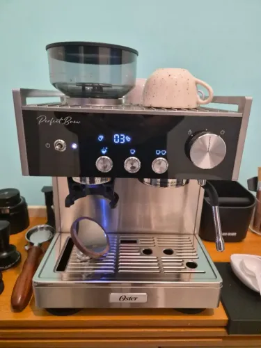 Cafeteira Espresso Oster Perfect Brew Máxima - 127V, na garantia - Impecável!