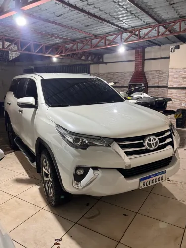 Toyota Hilux SW4 SRX 4X4 2.8 TDI 16V Dies. Aut. 2019