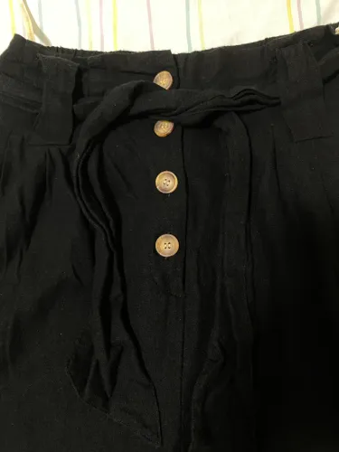 Calça de linho preta marca FarmRio tamanho G