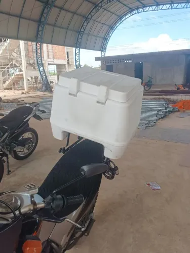Vendo baú 