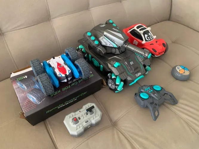 Carros de controle remoto